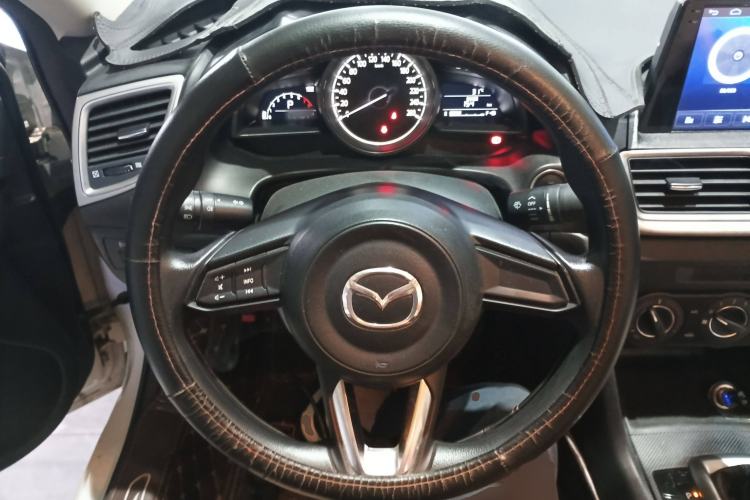 Used Mazda Mazda 3 Axela 2017 Sedan 1.5L Automatic Comfort Model China VI Standard
