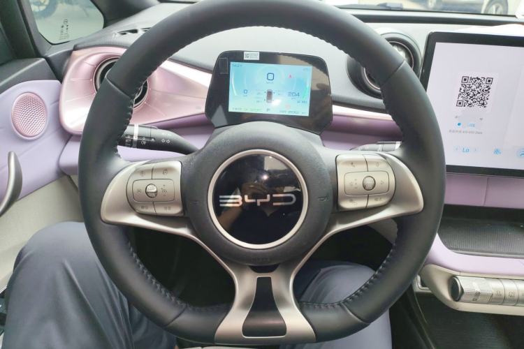 Used BYD Dolphin 2023 420 km Fashion Edition
