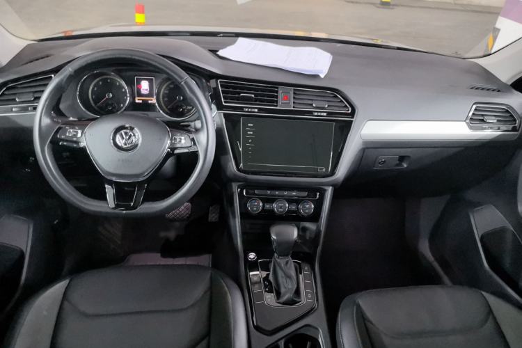 Used Volkswagen Tiguan L 2019 Revised Version 280TSI Automatic Two-Wheel Drive Panoramic Comfort Edition China VI Standard
