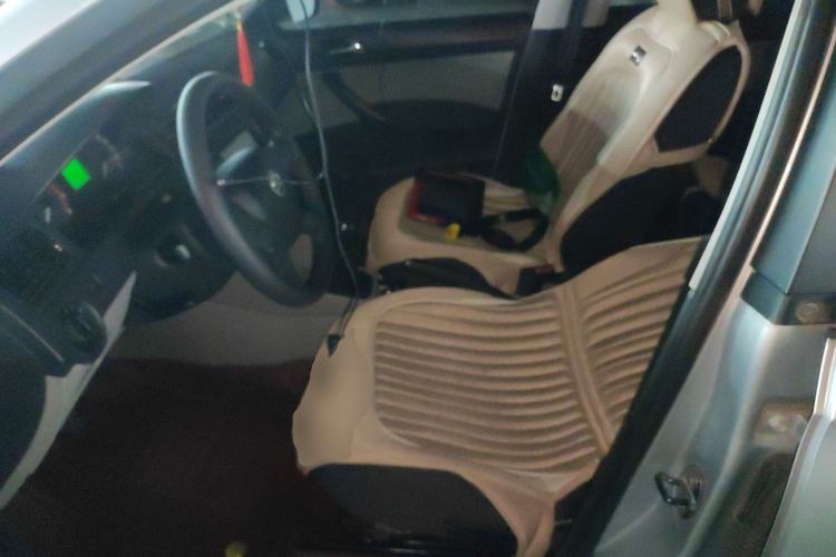 Used Skoda Rapid 2013 1.6L Manual Smart Selection Model
