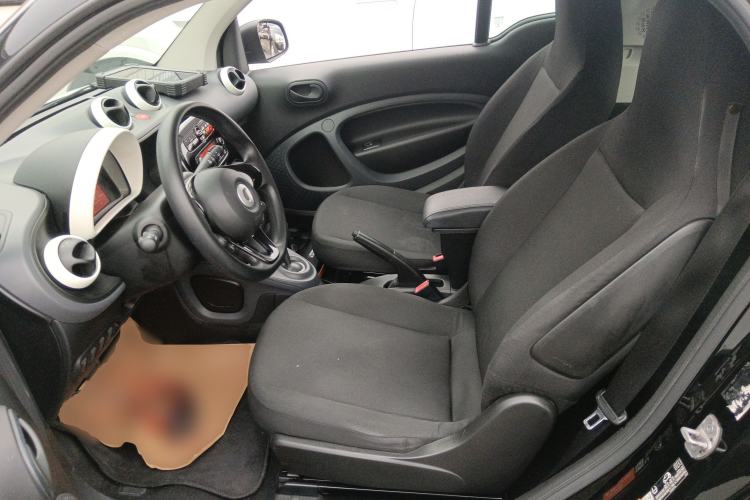 Used  fortwo 2018 1.0L 52kW Hardtop Dynamic Version China V
