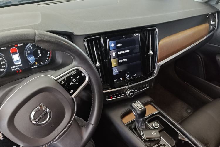 Used Volvo S90 2018 T5 Zhiya Edition
