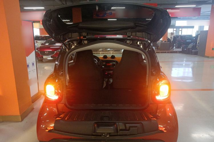 Used  fortwo 2015 1.0L 52 kW Hardtop Passion Edition