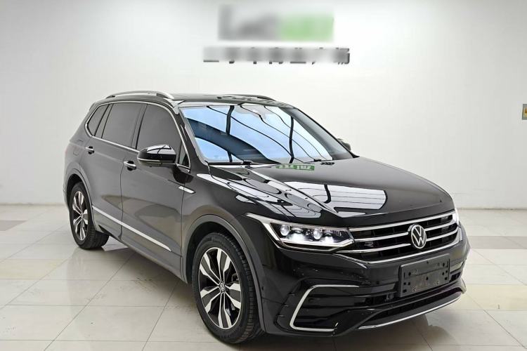 Used Volkswagen Tiguan L 2023 Restyled 330TSI Automatic Two-Wheel Drive R-Line Enhanced Comfort Version

