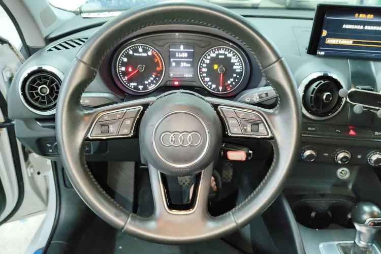 Used Audi A3 2017 Limousine 35 TFSI Fashion Model
