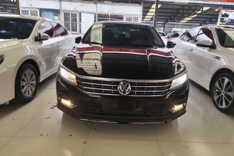 Used Volkswagen Passat 2017 330TSI DSG Luxury Edition
