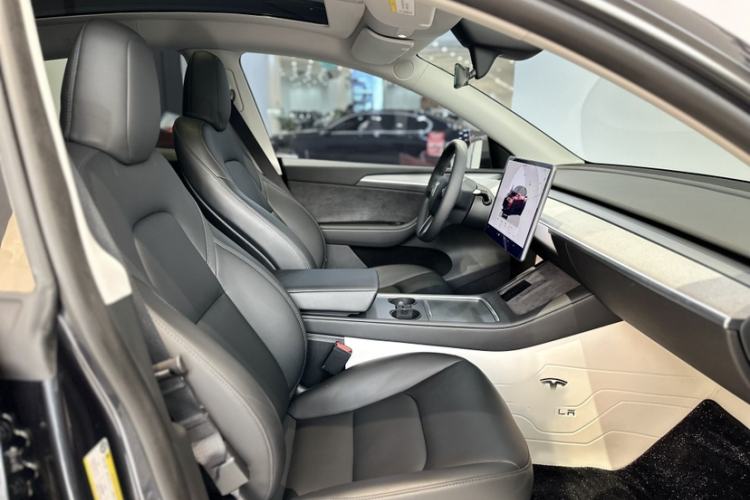 Used Tesla Model Y 2024 Rear-Wheel-Drive Version