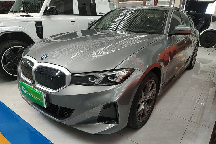 Used BMW i3 2022 eDrive 35 L
