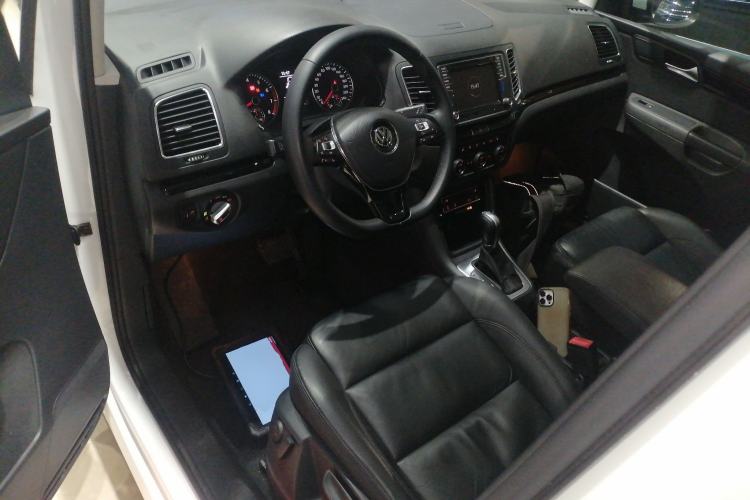 Used Volkswagen Sharan 2016 380TSI Luxury 7-Seater
