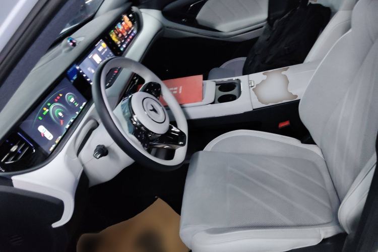 Used VOYAH FREE 2025 318 318 km Rear-Drive Touring Edition
