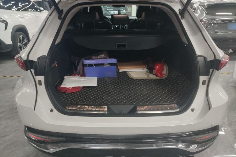 Used Toyota Venza 2023 2.5L Smart Electric Hybrid Dual-Drive Prestige Version
