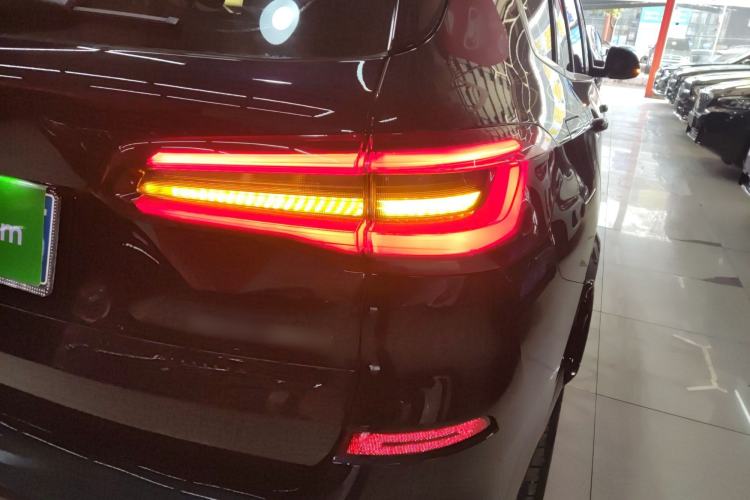 Used BMW X5 2022 Restyled xDrive 40Li M Sport Package
