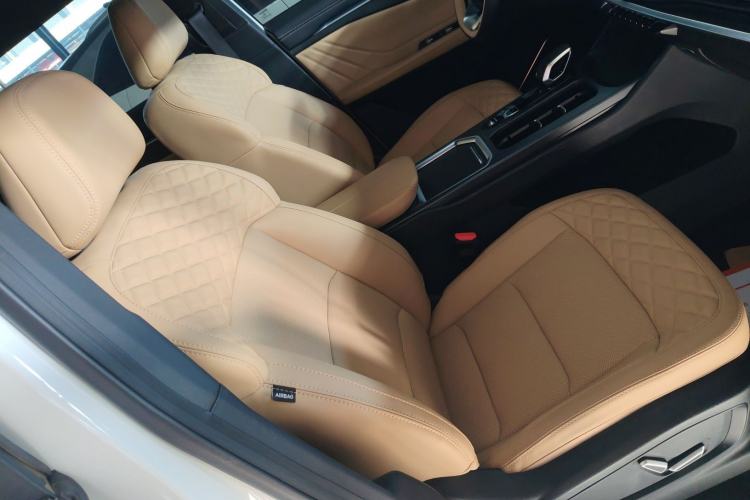 Used Geely Auto Haoyue L 2023 2.0T DCT Flagship Version