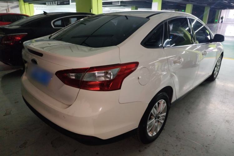Used Ford Focus 2012 Sedan 1.6L Manual Comfort Model