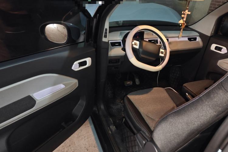 Used Chery QQ Ice Cream 2022 170km Sundae Phosphate Lithium-Ion
