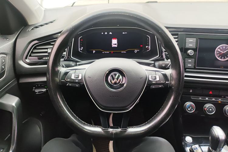 Used Volkswagen T-ROC 2020 280TSI DSG Two-Wheel Drive Comfort Version