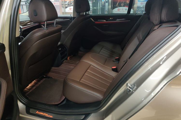 Used BMW 5 Series 2018 525Li Luxury Package
