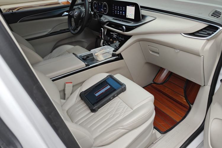 Used Buick GL8 2021 ES Landtrek 653T Comfort Edition