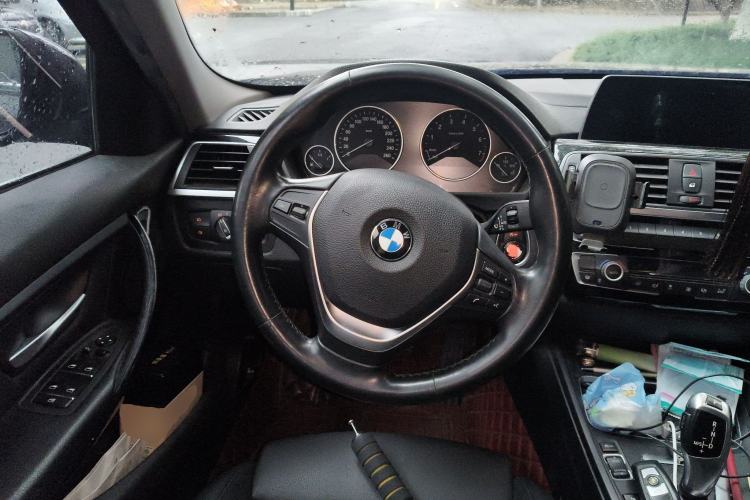 TDK.VehicleDetails.img