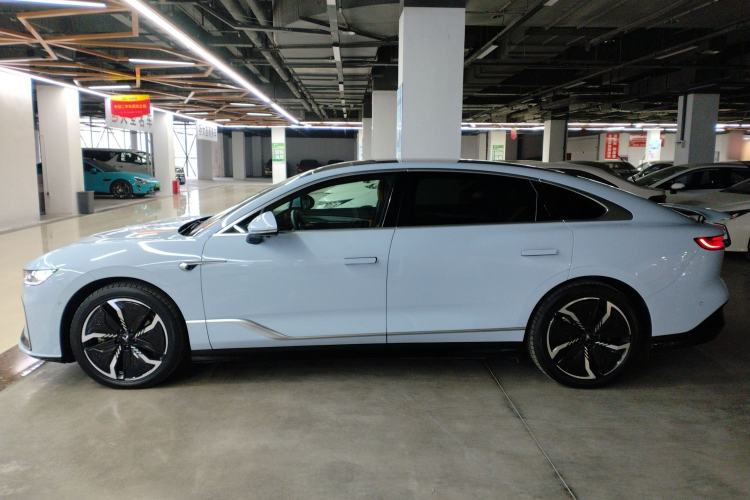 Used VOYAH PASSION 2023 Four-Wheel Drive Long-Range Version
