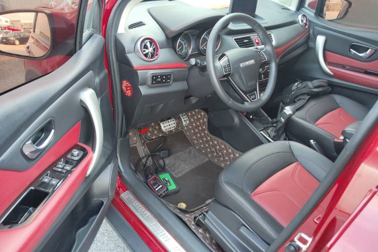 Used Haval H1 2016 Revised Version Blue Badge 1.5L AMT Luxury Edition
