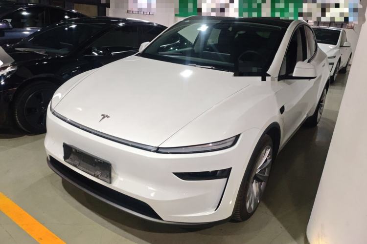 Used Tesla Model Y 2025 Long-Range All-Wheel Drive First Edition