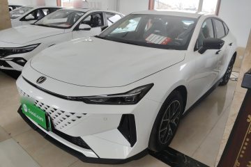 Used Changan UNI-V iDD 2024 Blue Whale Smart Electric iDD 136km Smart & Fun Model