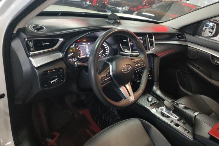 Used Infiniti QX50 2020 2.0T Two-Wheel Drive Fashion Edition
