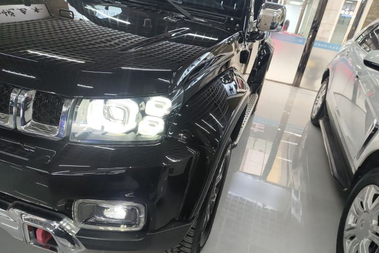 Used  BJ40 2019 PLUS 2.3T Automatic Four-Wheel Drive Flagship Edition China VI Emission Standard
