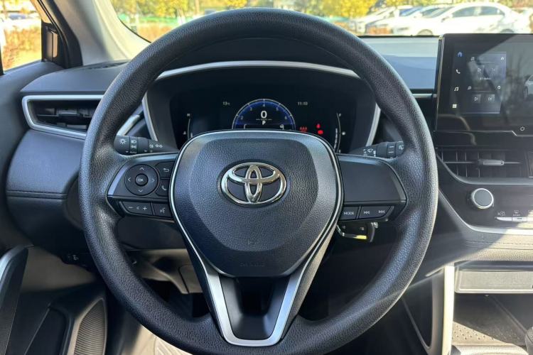 Used Toyota FRONTLANDER 2024 2.0L CVT Elite Plus Edition
