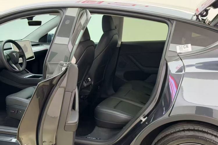 Used Tesla Model Y 2024 Rear-Wheel-Drive Version