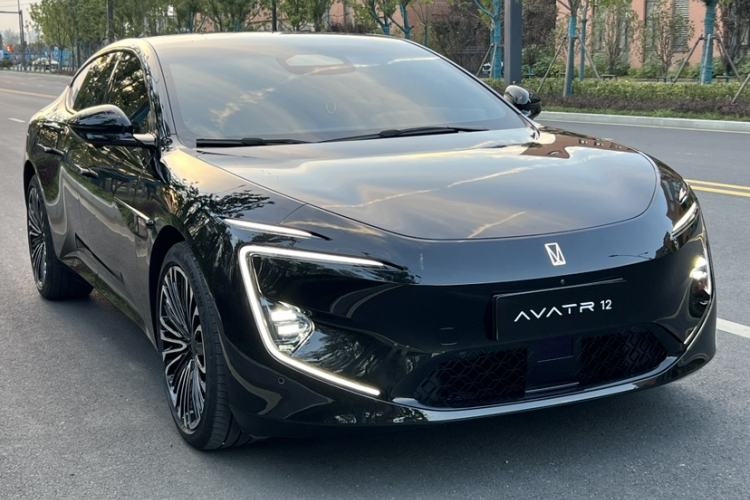 Used  12 2025 Ultra Extended-Range Edition