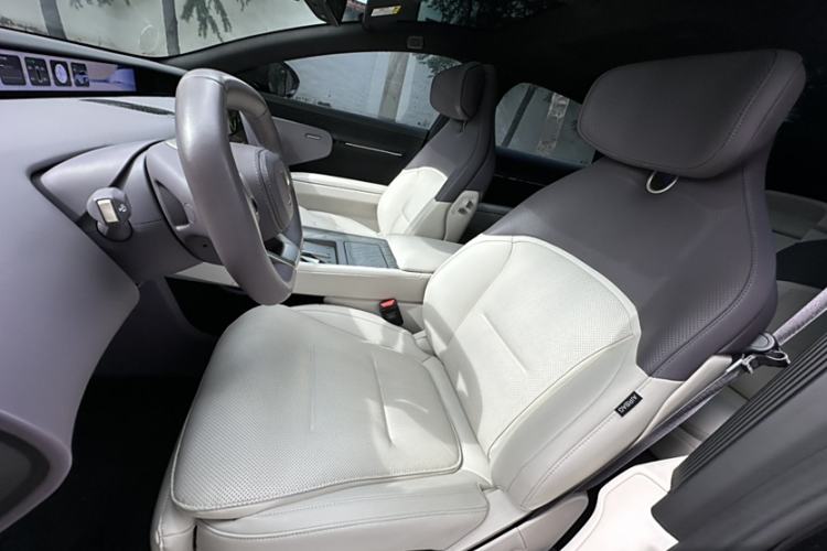 Used  12 2025 Ultra Extended-Range Edition
