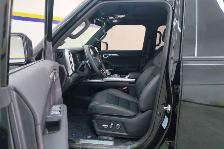 Used Jetour Traveler 2023 2.0T All-Wheel Drive CrossPRO+
