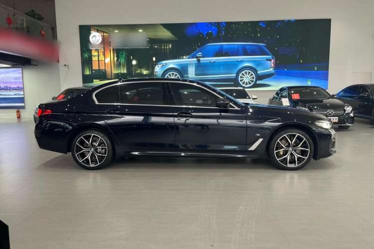 Used BMW 5 Series 2022 Restyled 530Li Luxury Edition M Sport Package
