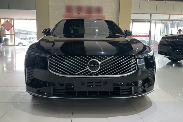 Used Volvo S90 2026 B5 Zhiyi Luxury Edition