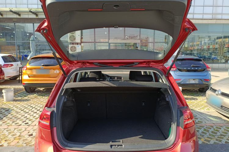 Used Volkswagen Golf 2016 1.6L Automatic Comfort Model