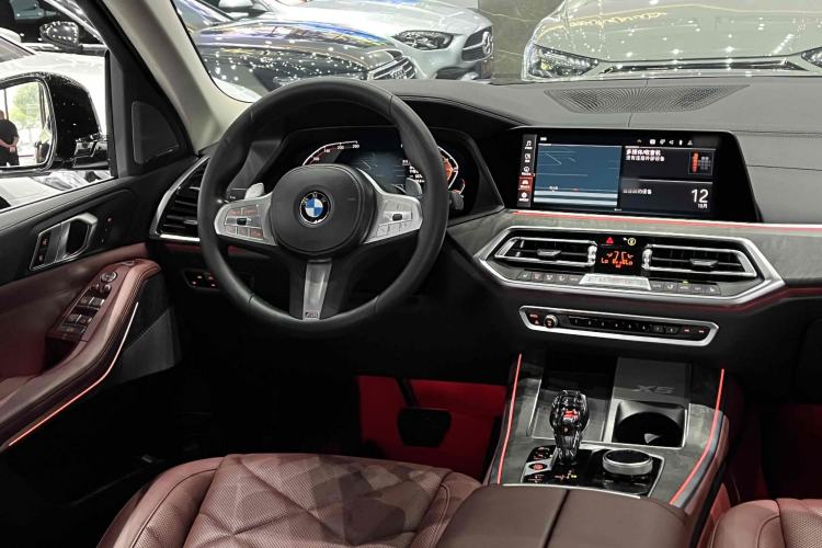 Used BMW X5 2022 xDrive 30Li M Sport Package