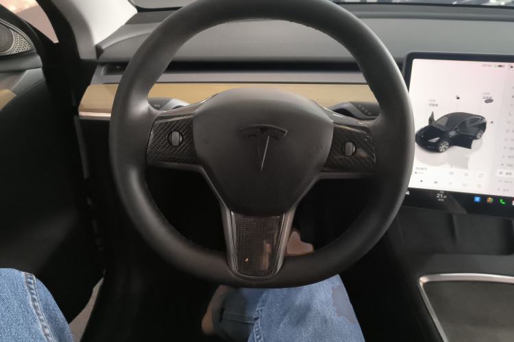Used Tesla Model Y 2022 Rear-Wheel-Drive Version
