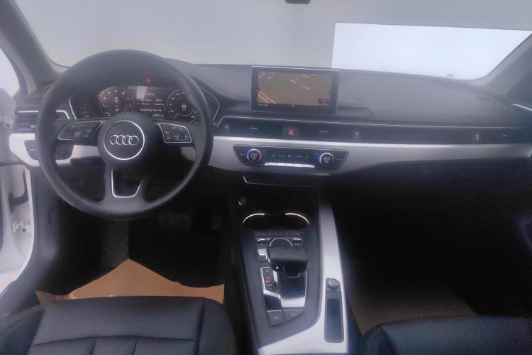 Used Audi A4L 2019 40 TFSI Fashion Edition China VI Emission Standard