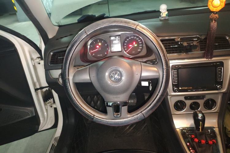 Used Volkswagen Lavida 2013 Revised Version 1.4 TSI DSG Comfort Edition