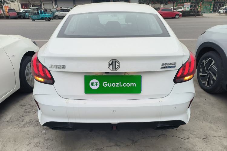 Used MG 5 2023 180 DVVT Manual Fashion Edition
