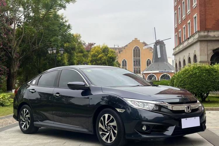 Used Honda Civic 2016 220TURBO CVT Luxury Edition
