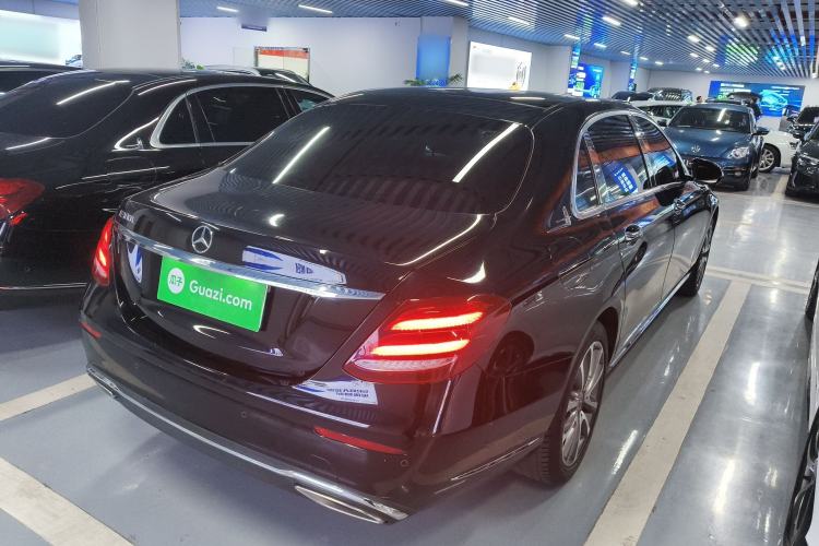 Used Mercedes-Benz E-Class 2019 E 260 L
