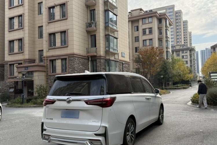 Used Buick GL8 2022 ES Landtrek 653T Comfort Edition
