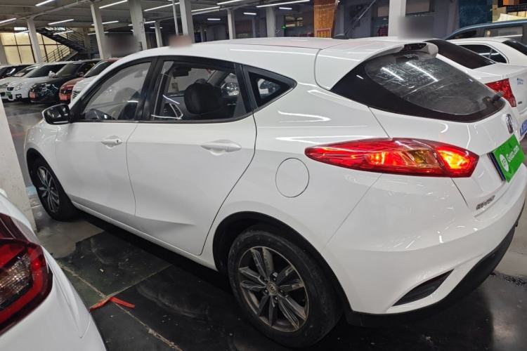 Used Changan Eado 2015 1.6L Manual Junku Model China V Standard