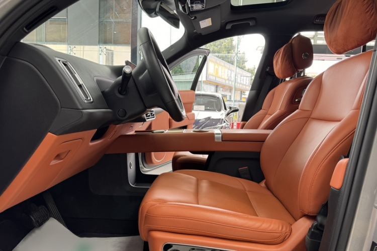 Used Li Auto L8 2023 Pro Model
