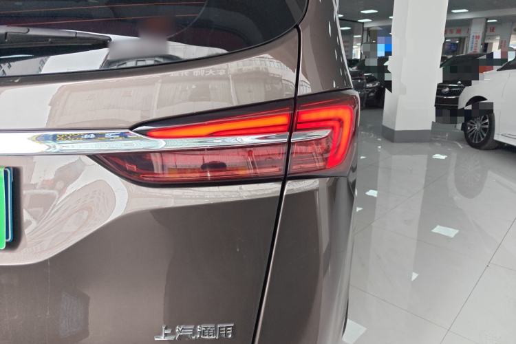 Used Buick GL8 2023 Land Executive Class Smart Enjoyment Model
