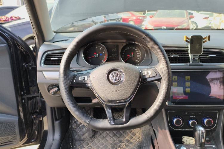 Used Volkswagen Lavida 2017 1.6L Automatic Comfort Edition