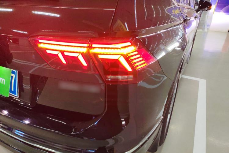 Used Volkswagen Tiguan L 2023 330TSI Automatic Two-Wheel Drive R-Line Enjoyment Edition
